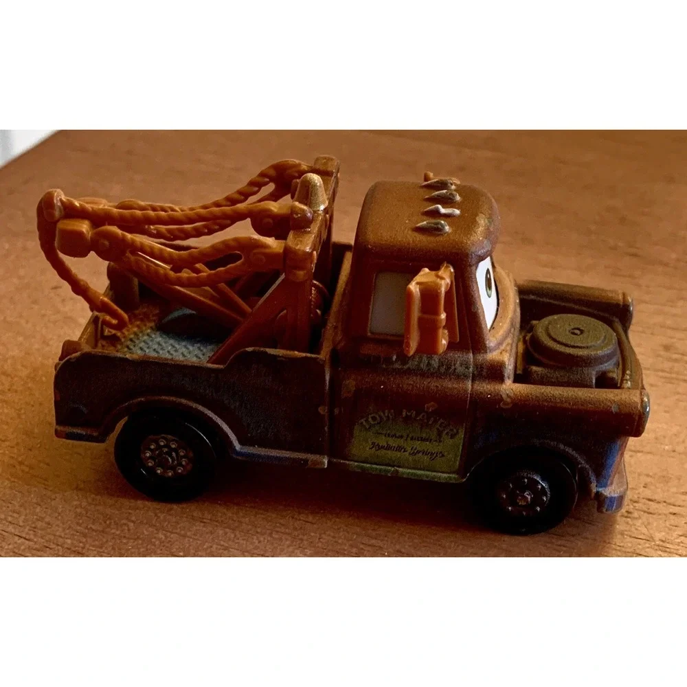 Disney Pixar Cars 3 Mater 1:55 Scale Die Cast Vehicle‎
